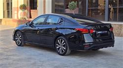 نیسان ئەلتیما